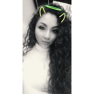 Meet your Posher, Vanessa